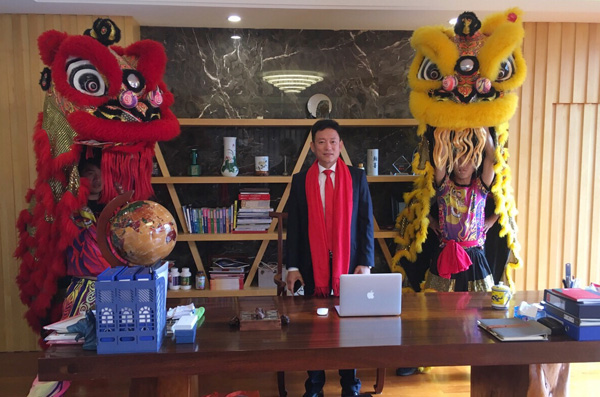 千秋偉業(yè)添錦繡 萬里鵬程展宏圖 —— 常青樹舞獅獻瑞賀新春，歡天喜地迎開工！